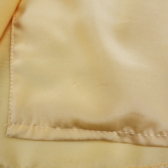 Vintage Lilly Ann Yellow Button Down Satin Blouse Size Medium - Picture 4 of 15